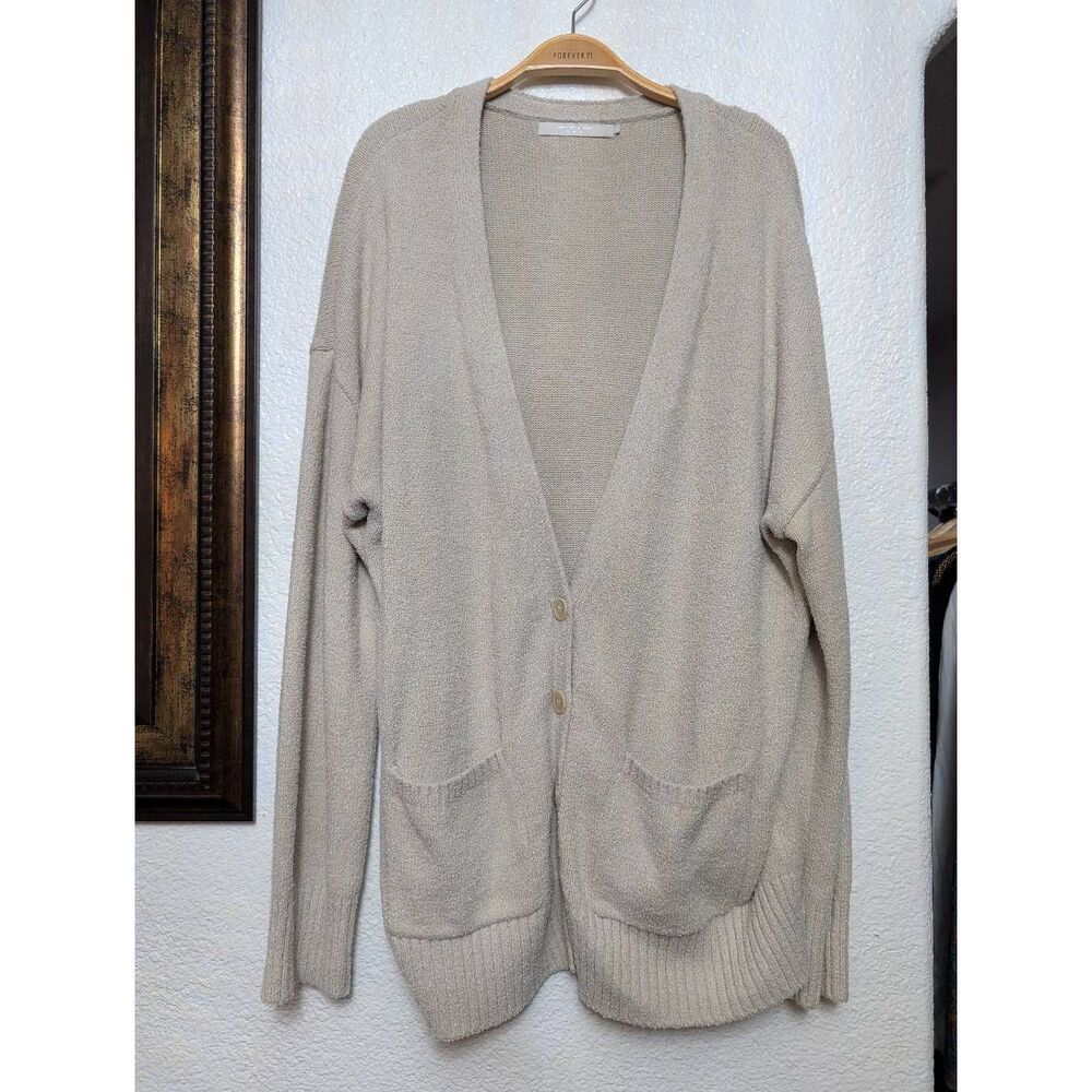 One grey day los Angeles size medium